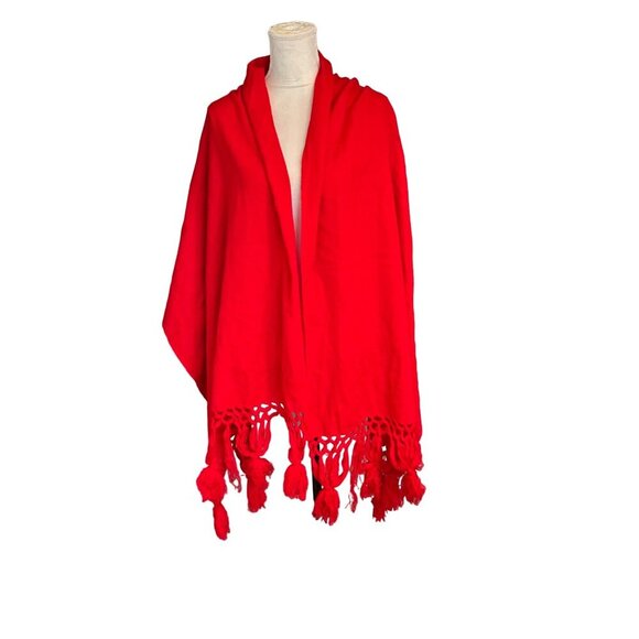 Red Tassel-Trimmed Scarf/Shawl - Cozy Winter Accessory For Women Soft & Stylish - Picture 3 of 11